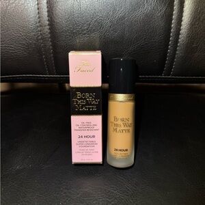 Too Faced Born This Way Matte Foundation